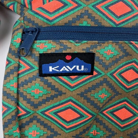 KAVU Side Saddle Crossbody Shoulder Bag Limited Edition Aztec Geometric Print - Picture 2 of 10